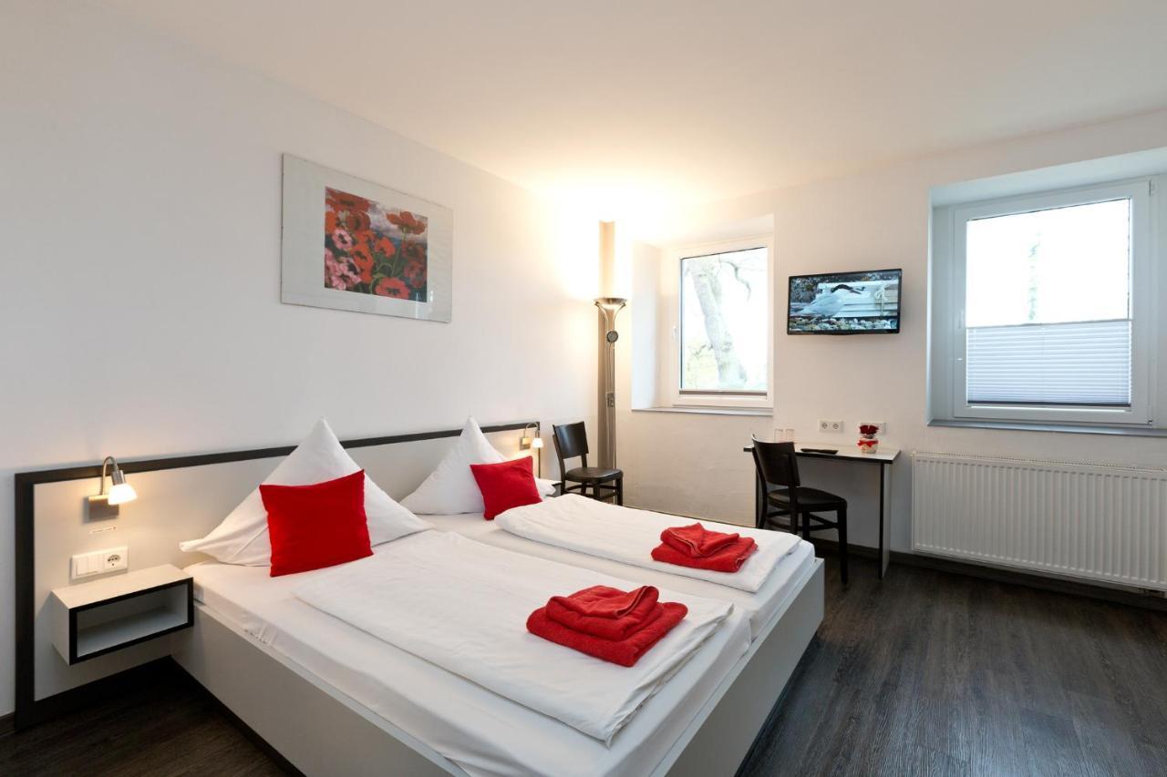 Hotel Zwischen Den Seen Waren  Luaran gambar