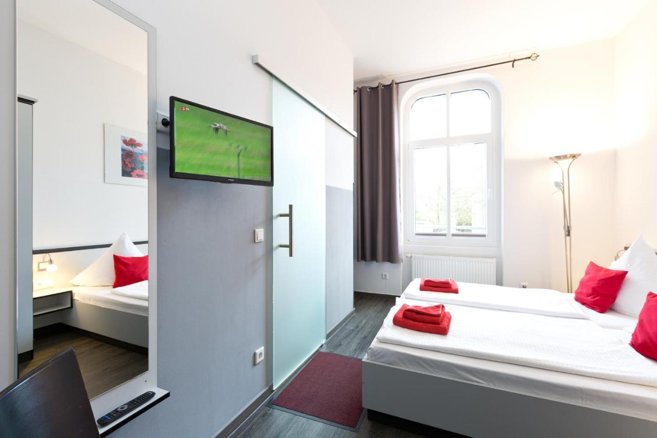Hotel Zwischen Den Seen Waren  Luaran gambar